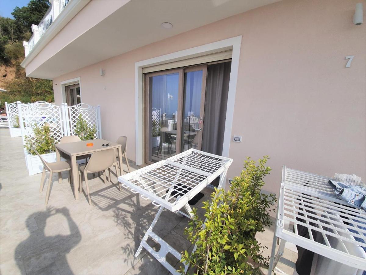 Appartamenti Borgo Panoramico N 9 트로페아 외부 사진