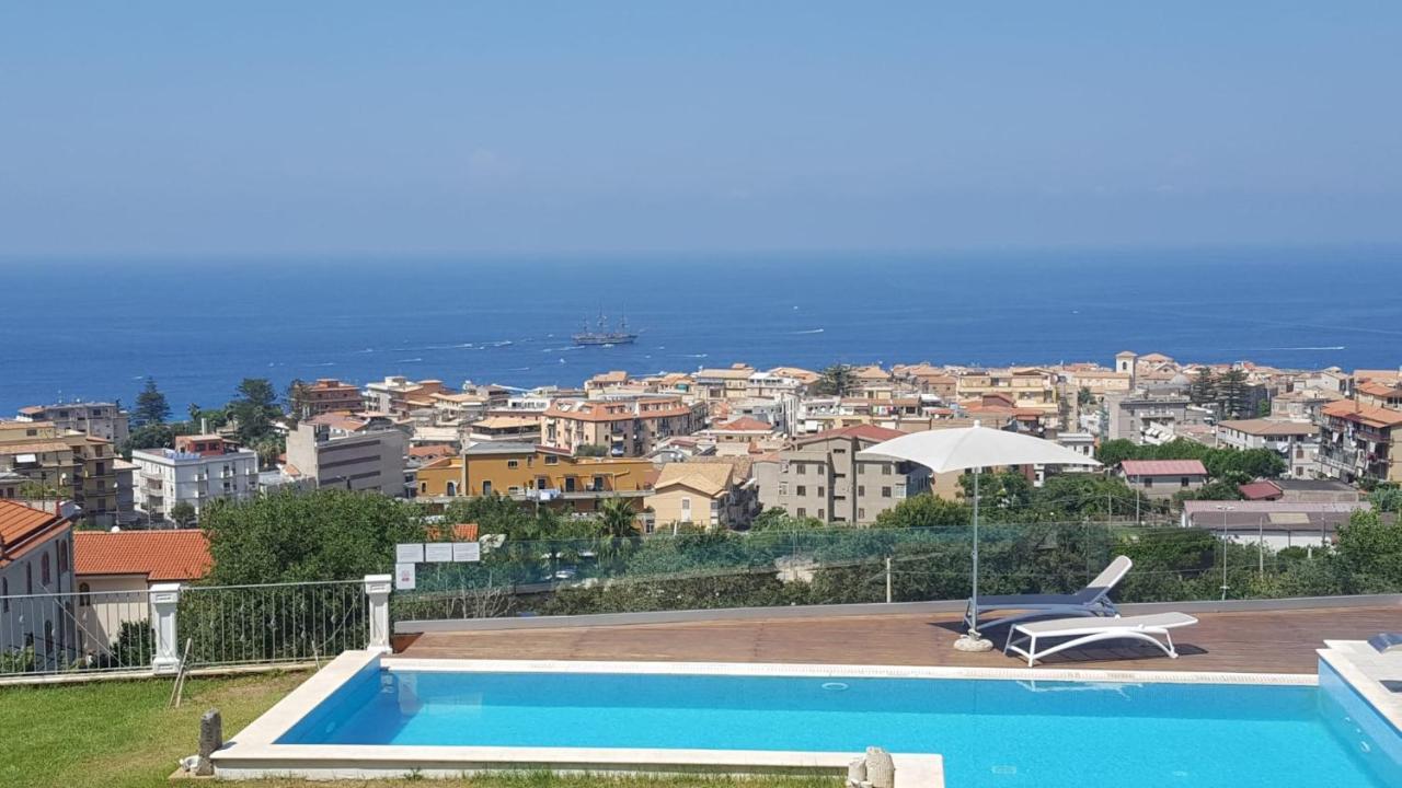 Appartamenti Borgo Panoramico N 9 트로페아 외부 사진